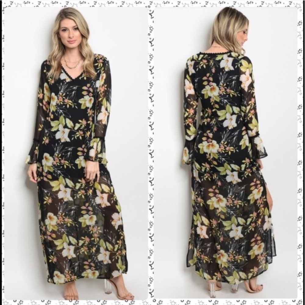 ❗️NEW❗️Beautiful Long Black Floral Dress / S M L